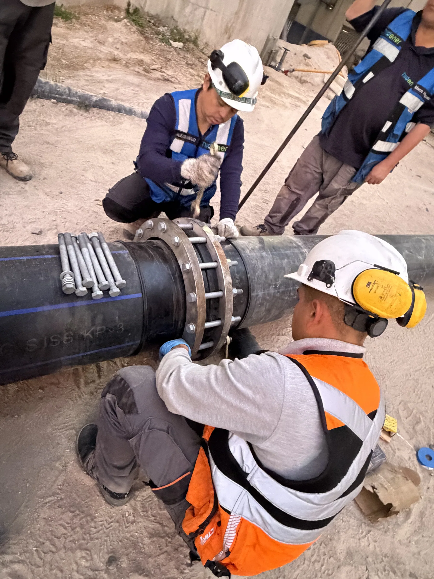 Trabajo de Hidener relacionado con construcción & montaje